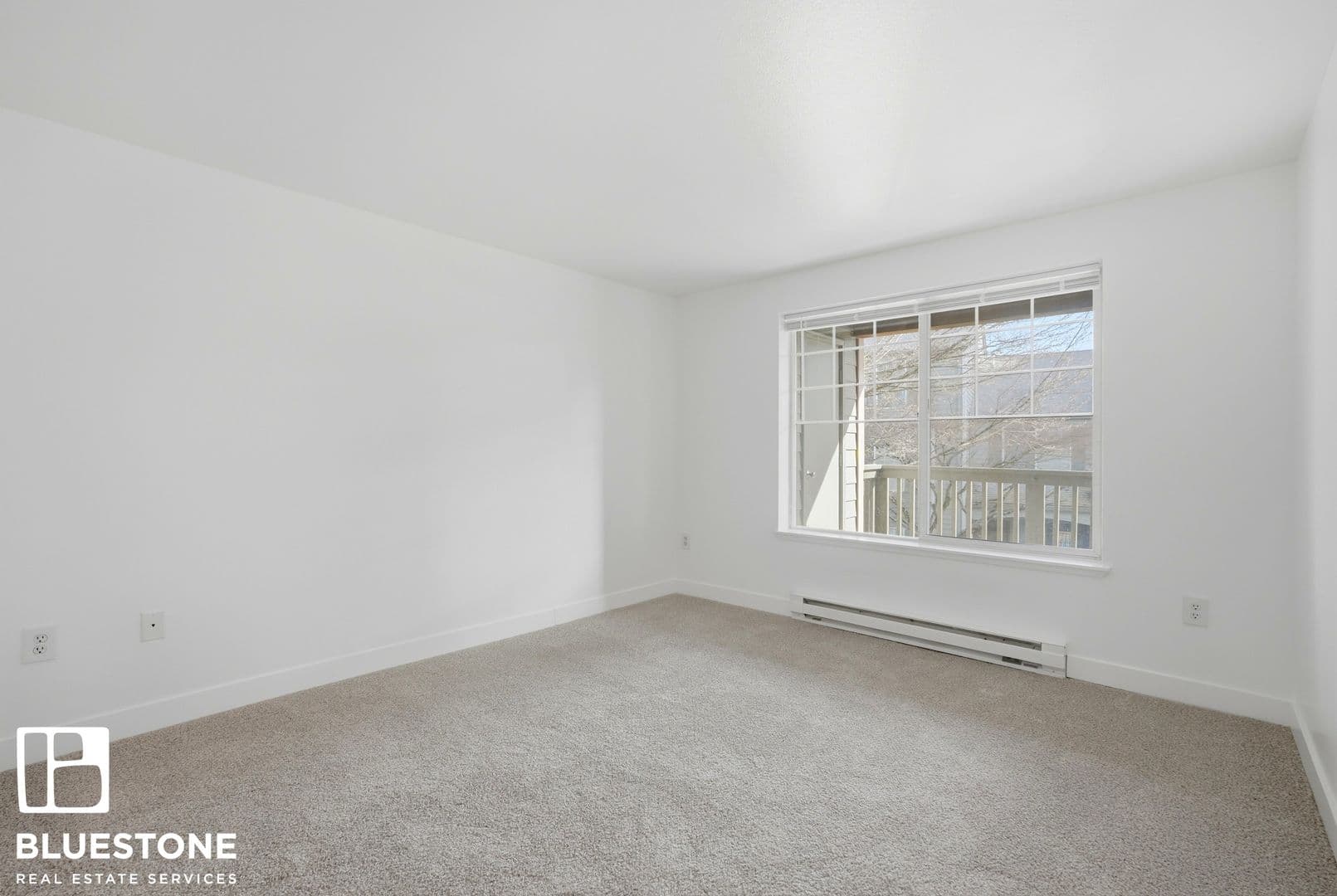 Fairview Apartment: 20454 NE Sandy Blvd