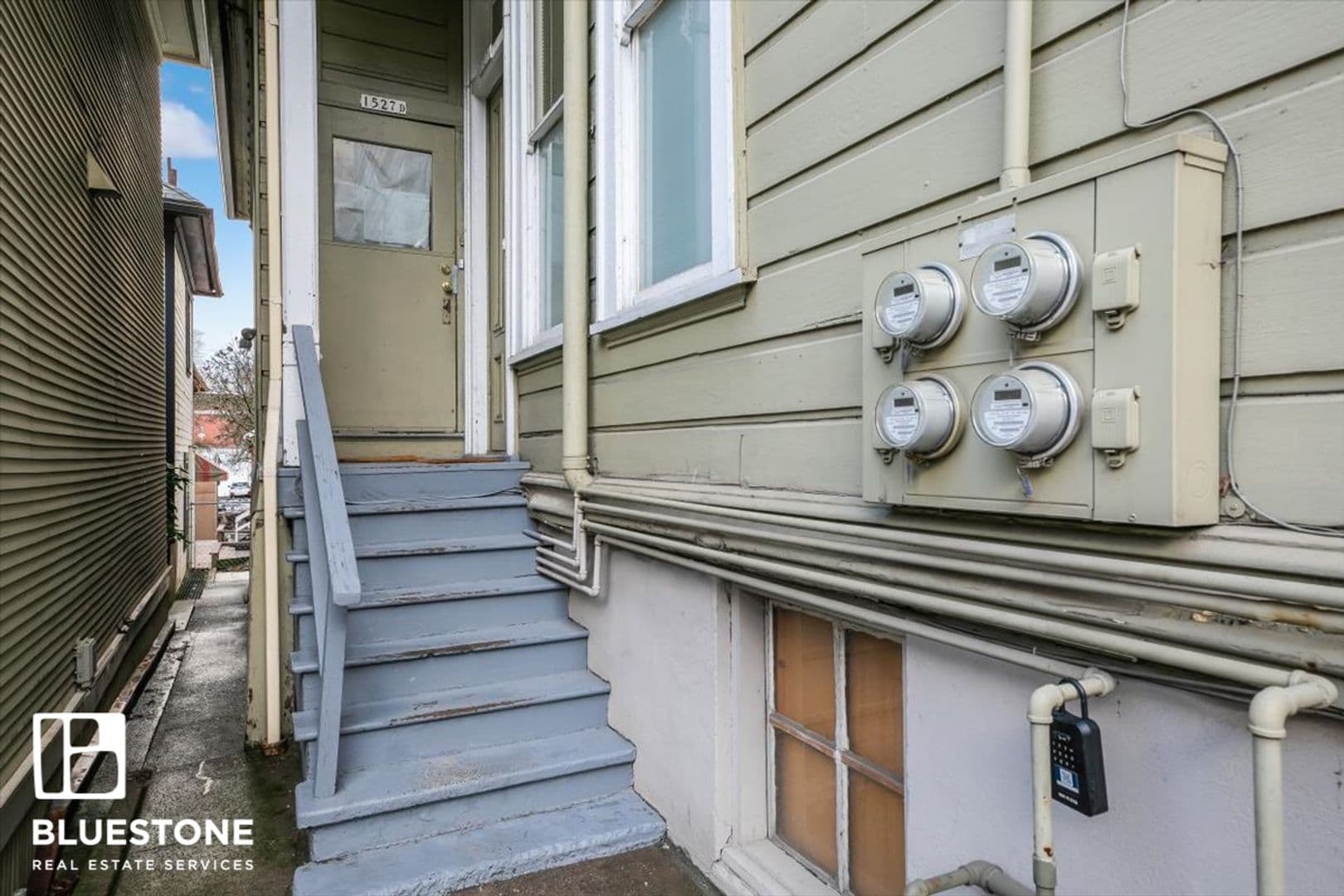 Portland Apartment: 1527 SW Columbia St, Apt. D