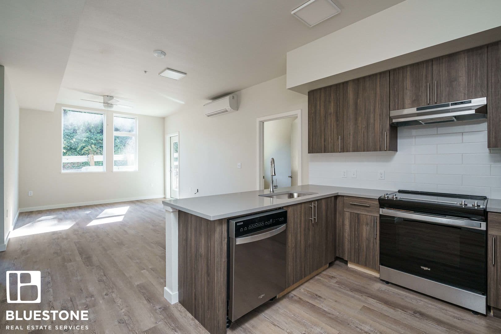 Portland Apartment: 1311 SW Gibbs Street