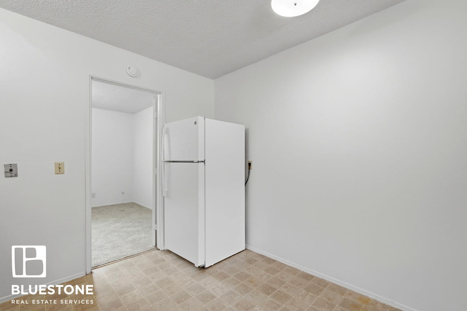 Portland Apartment: END MGMT 10/31/26