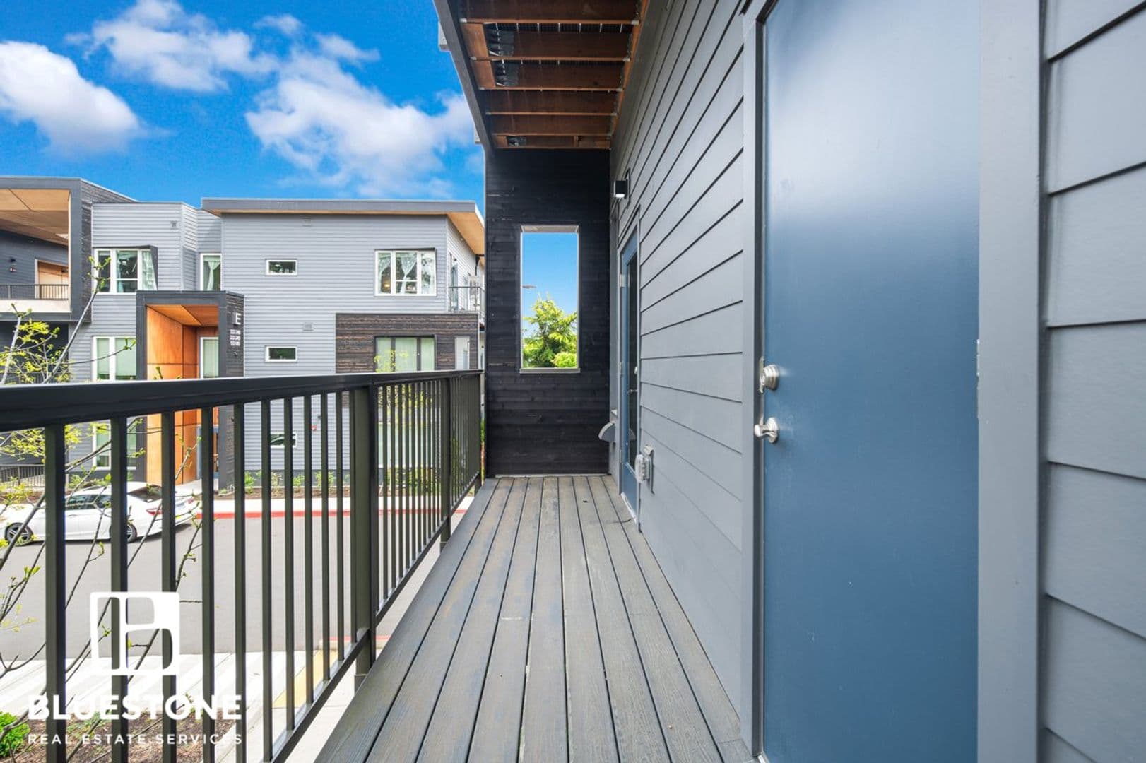 Gresham Apartment: 20711 SE Stark St