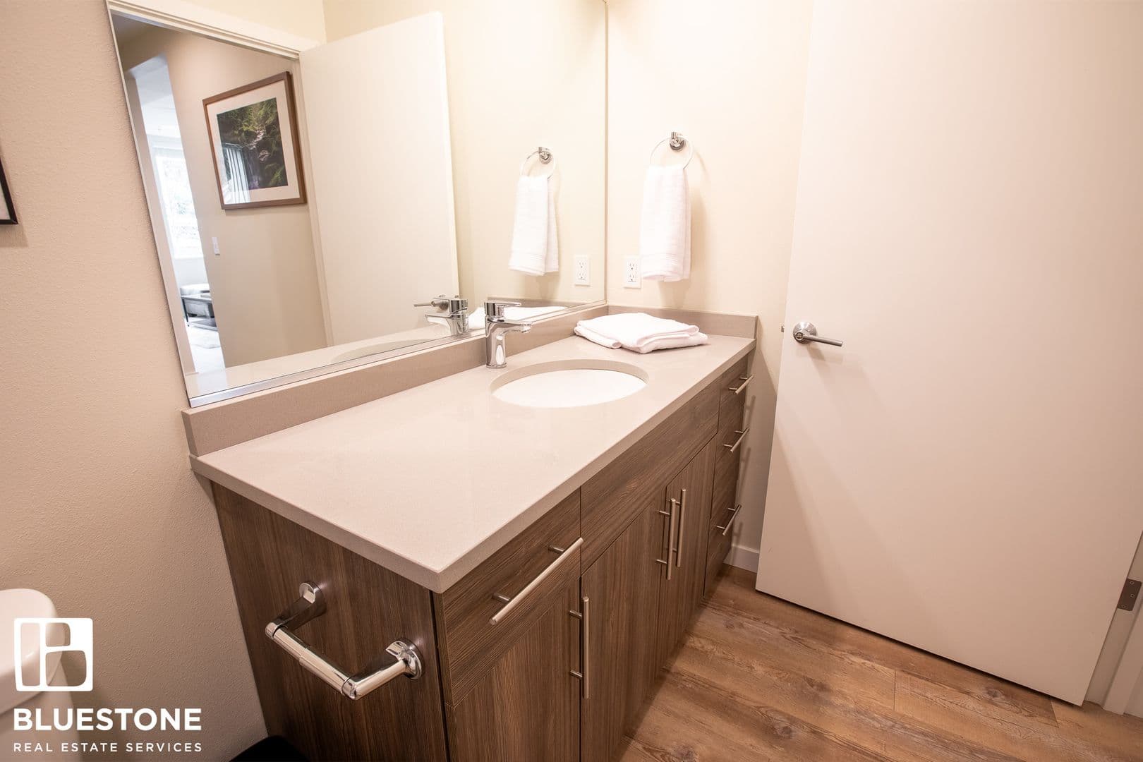 Portland Apartment: 1311 SW Gibbs Street
