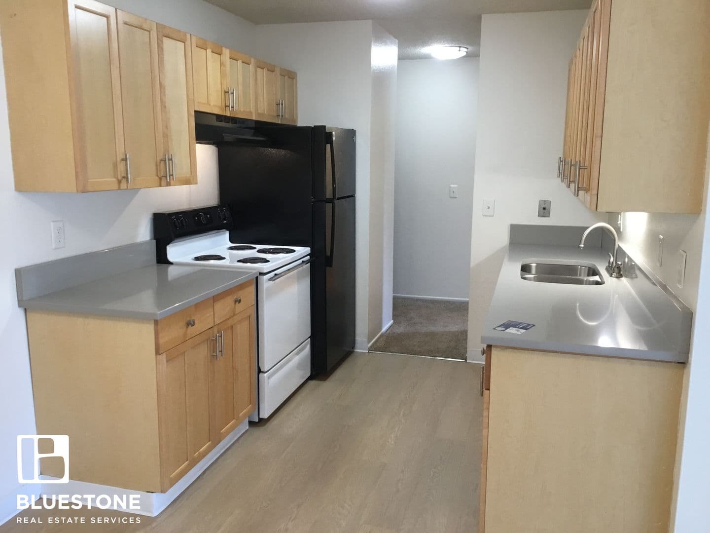 Portland Apartment: 4611-4631 SW Luradel St