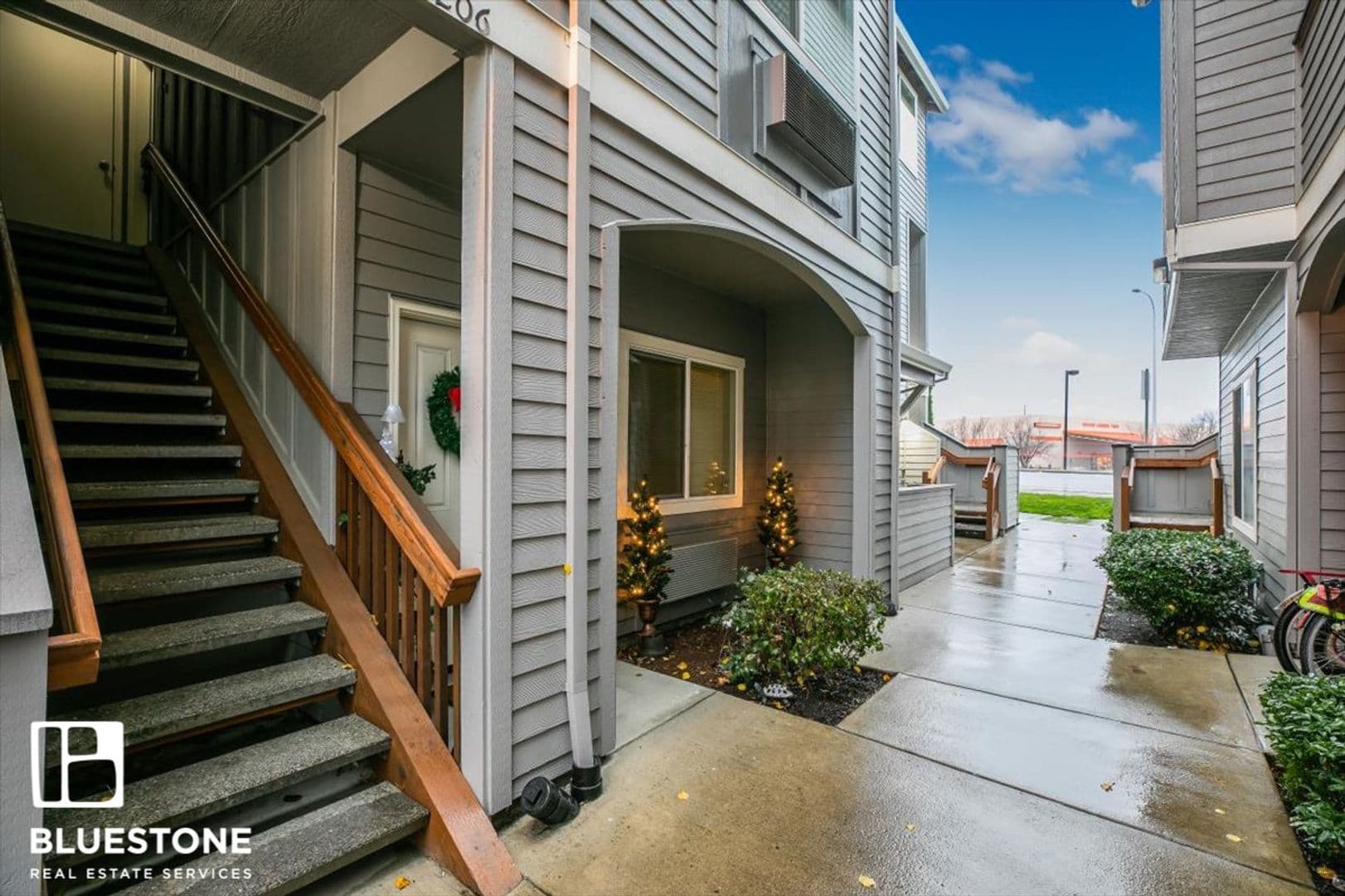 Portland Apartment: 13409 NW Sherry St.