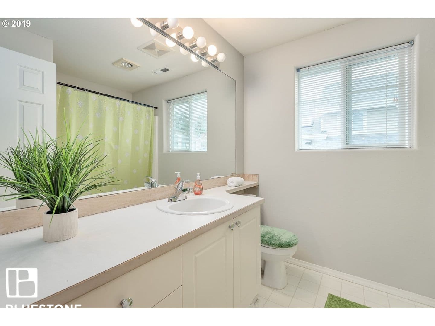 Beaverton Townhome: 14241 SW Barrows Rd