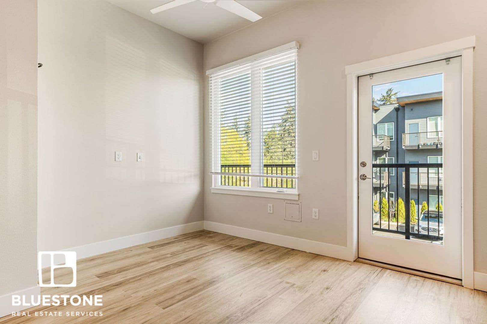 Gresham Apartment: 20711 SE Stark St
