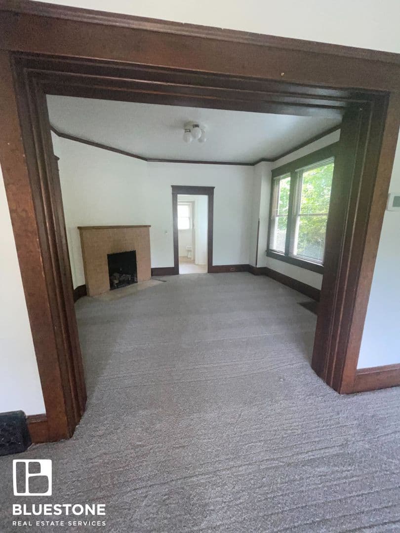 Corvallis House: 121 NW 8th St
