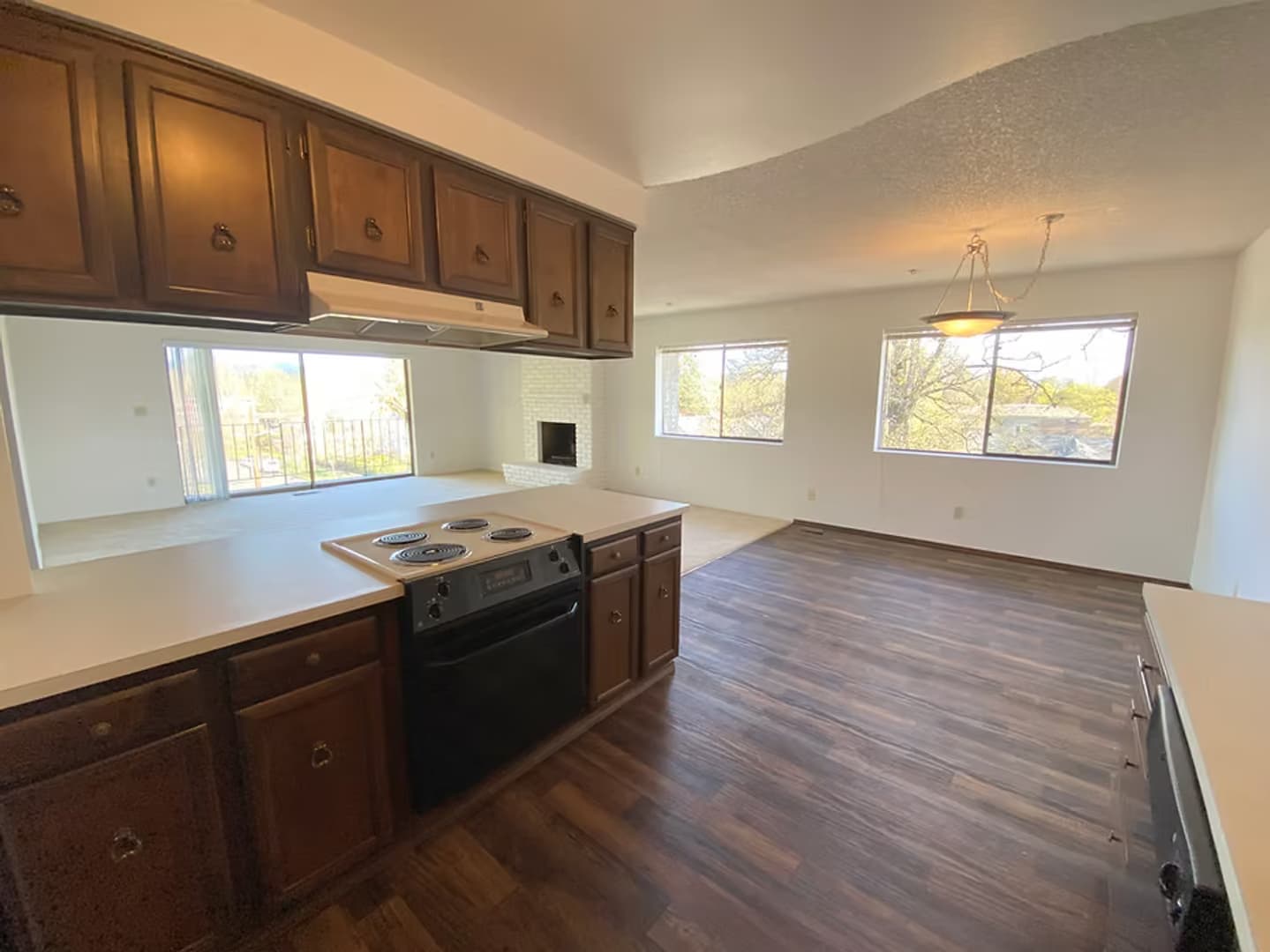 Corvallis Apartment: 124 NW 7th St