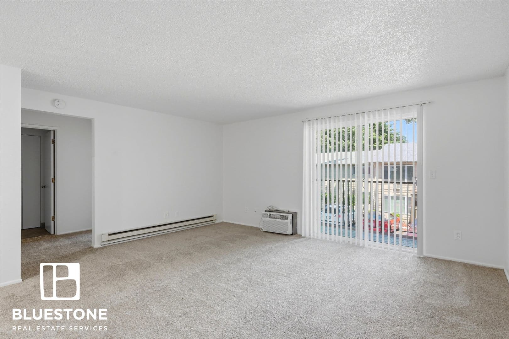 Gresham Apartment: 10 NE 162nd Ave