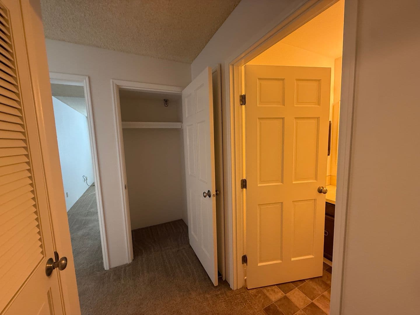 Corvallis Apartment: 124 NW 7th St