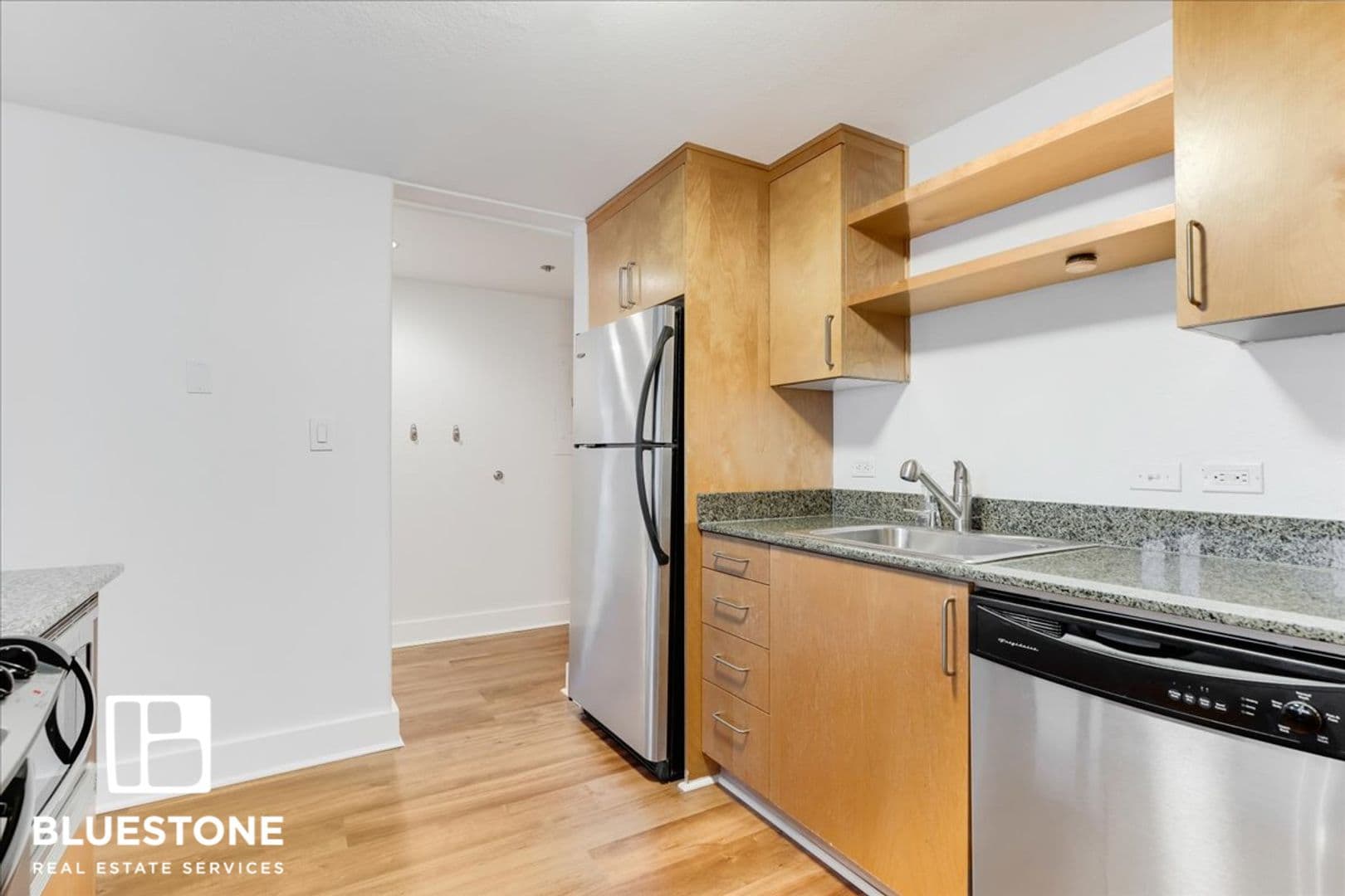 Portland Condo: 255 SW Harrison - 25A