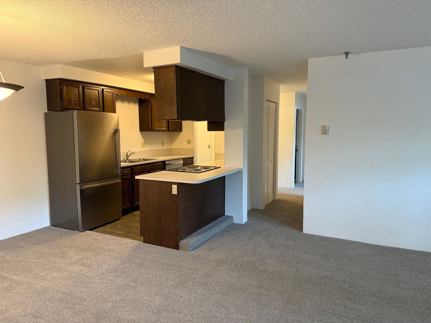 Corvallis Apartment: 124 NW 7th St