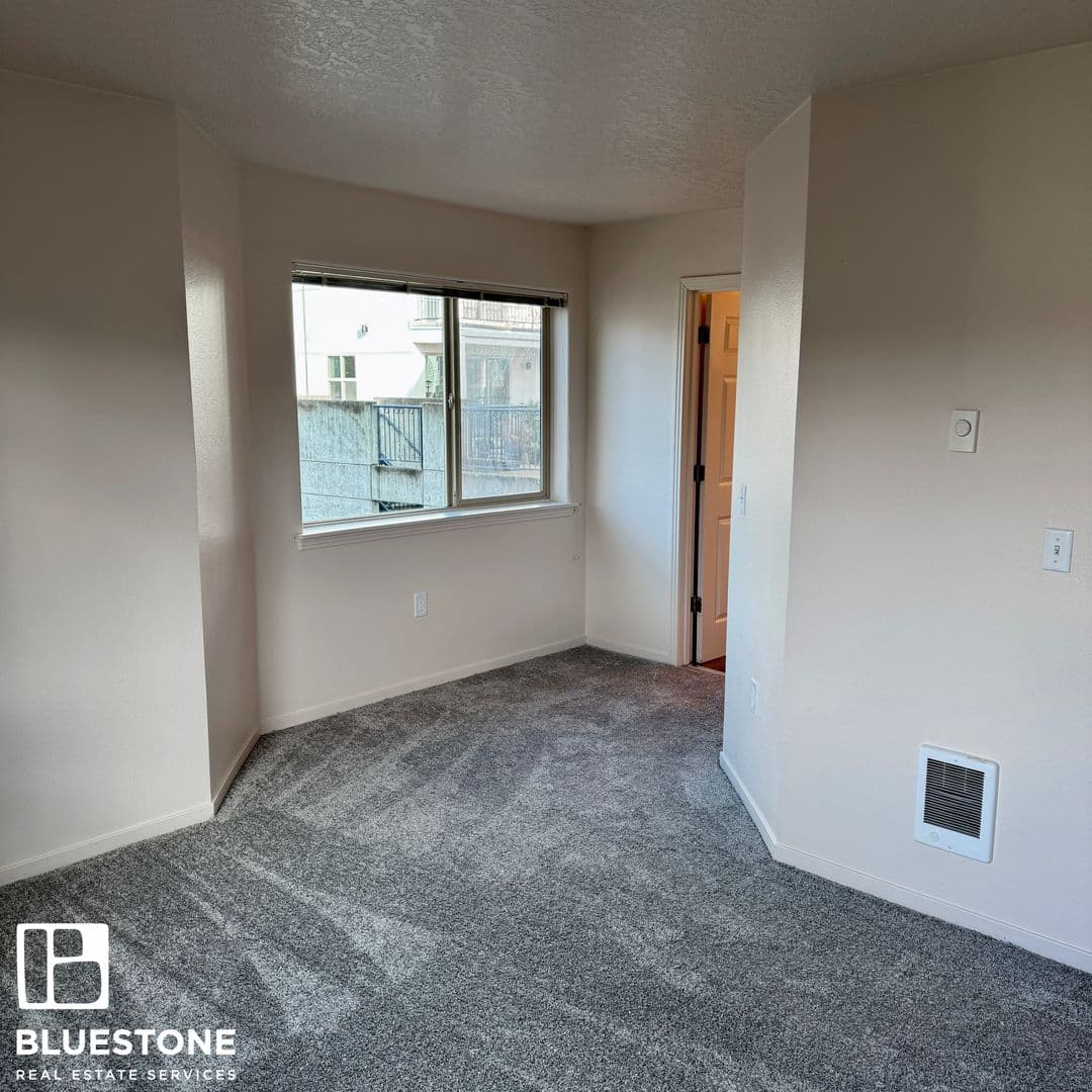 Tualatin Apartment: 18656-18670 SW Boones Ferry Road