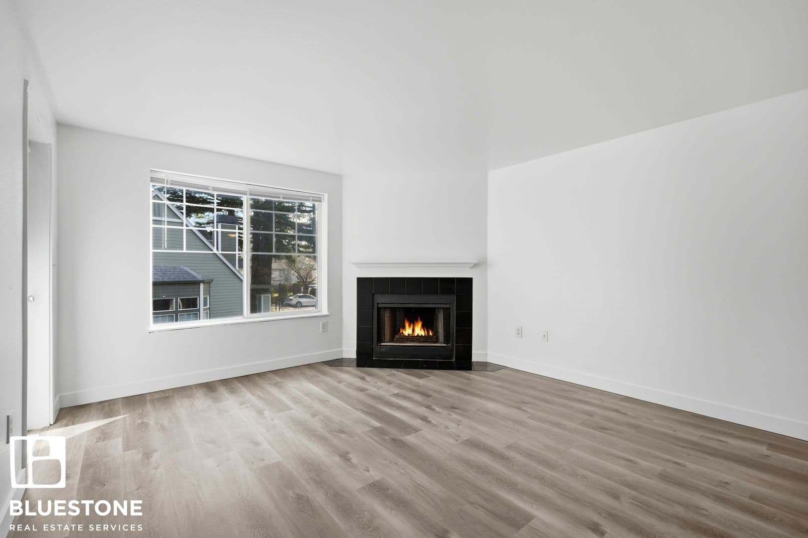 Fairview Apartment: 20454 NE Sandy Blvd