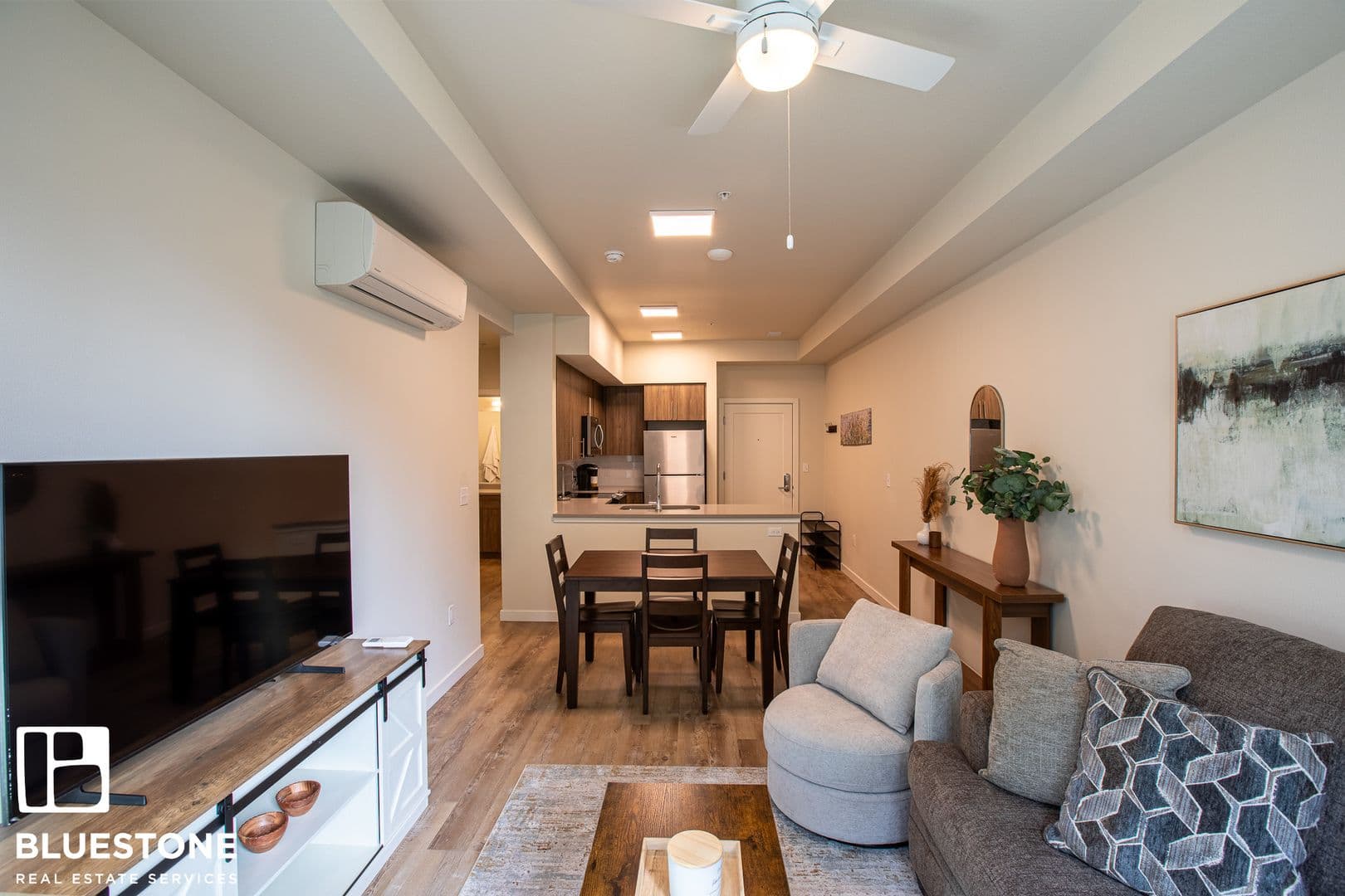 Portland Apartment: 1311 SW Gibbs Street