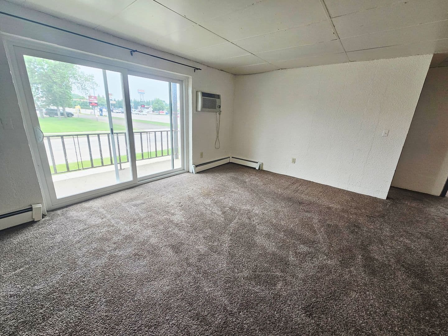 Bismarck Apartment: 1007 Portland Drive