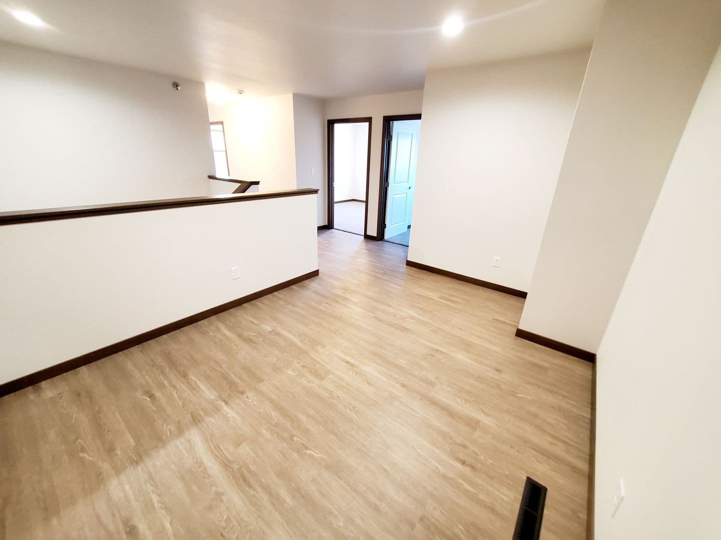Bismarck Apartment: 4450 Cumberland Loop