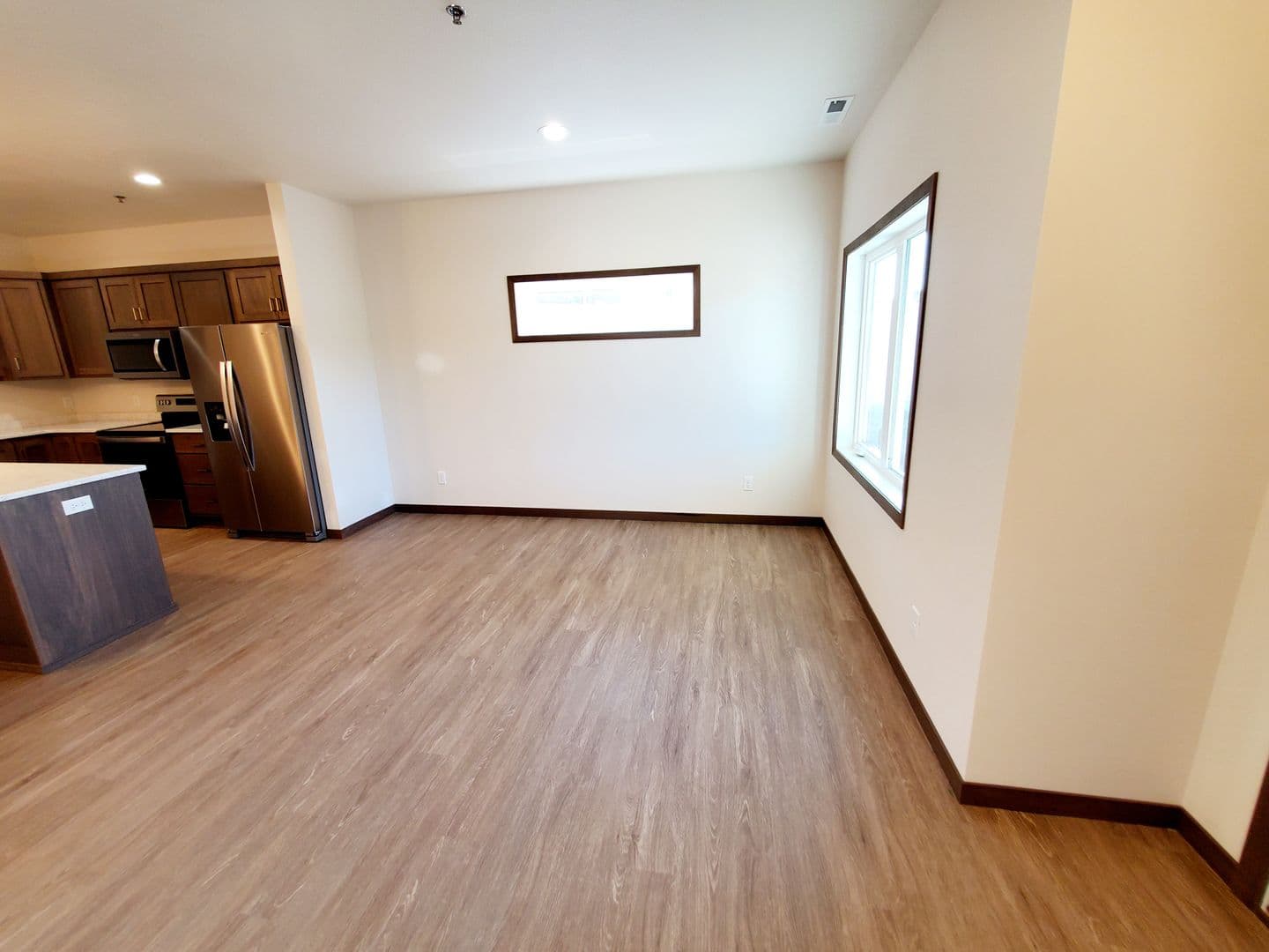 Bismarck Apartment: 4450 Cumberland Loop