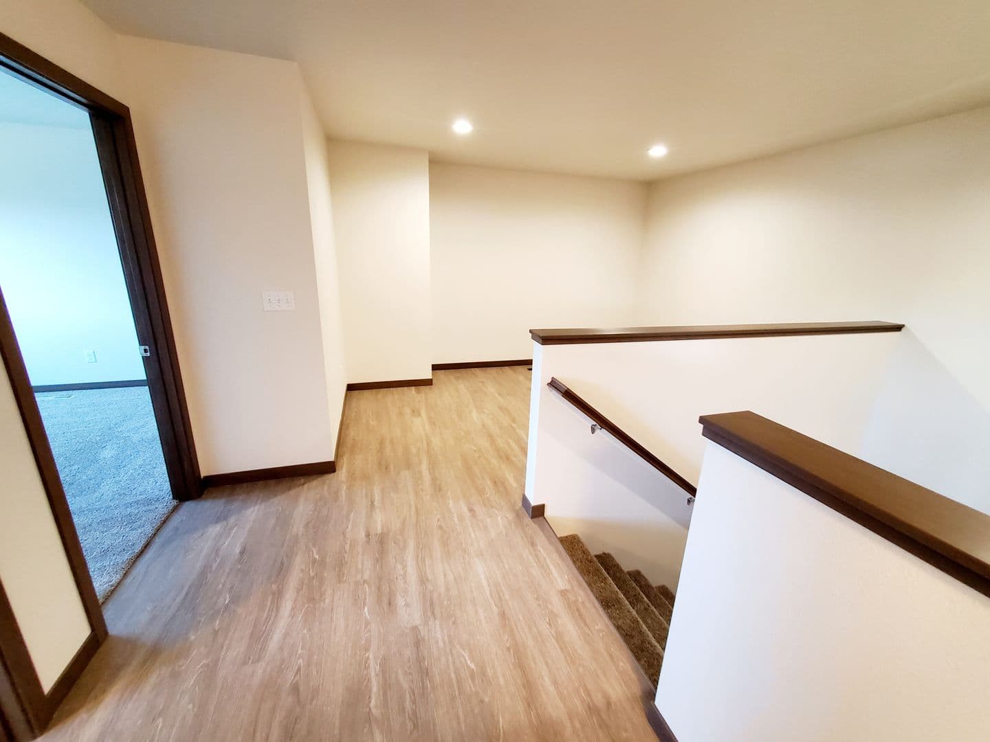 Bismarck Apartment: 4450 Cumberland Loop