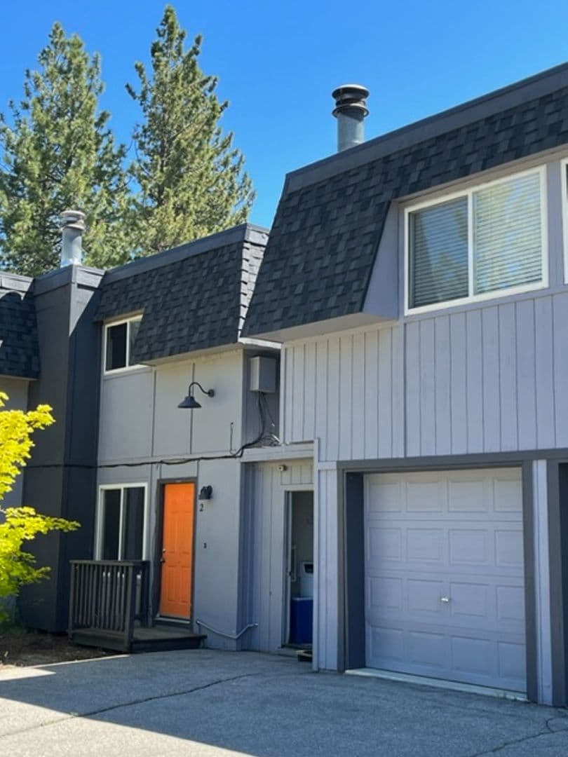 South Lake Tahoe Apartment: 737 San Jose