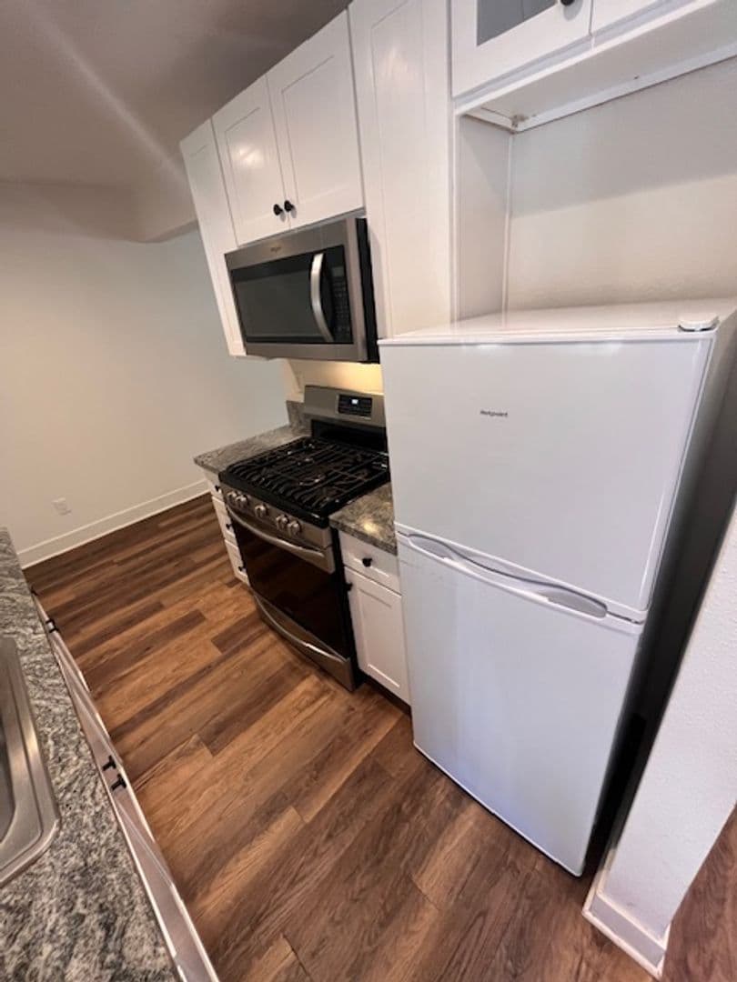 South Lake Tahoe Apartment: 1070-1074 Echo