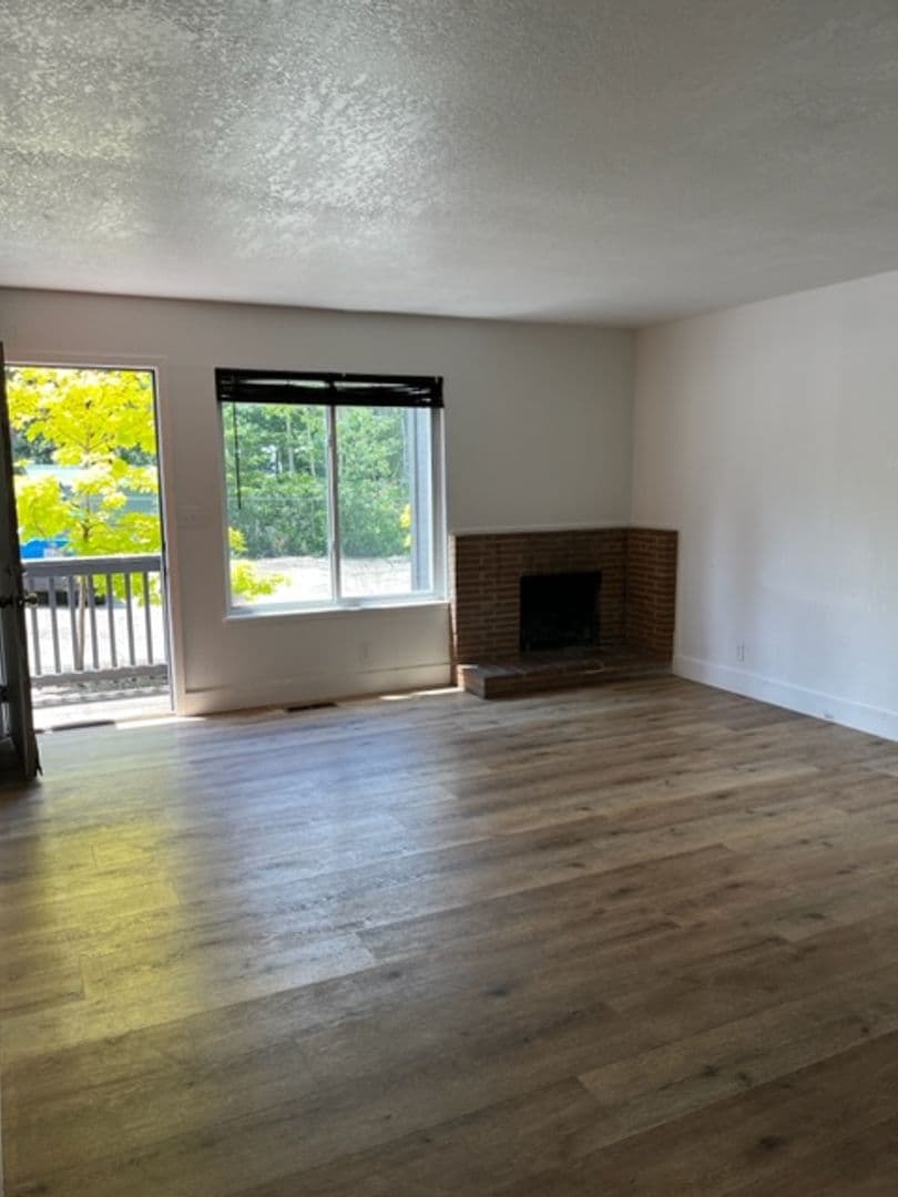 South Lake Tahoe Apartment: 737 San Jose