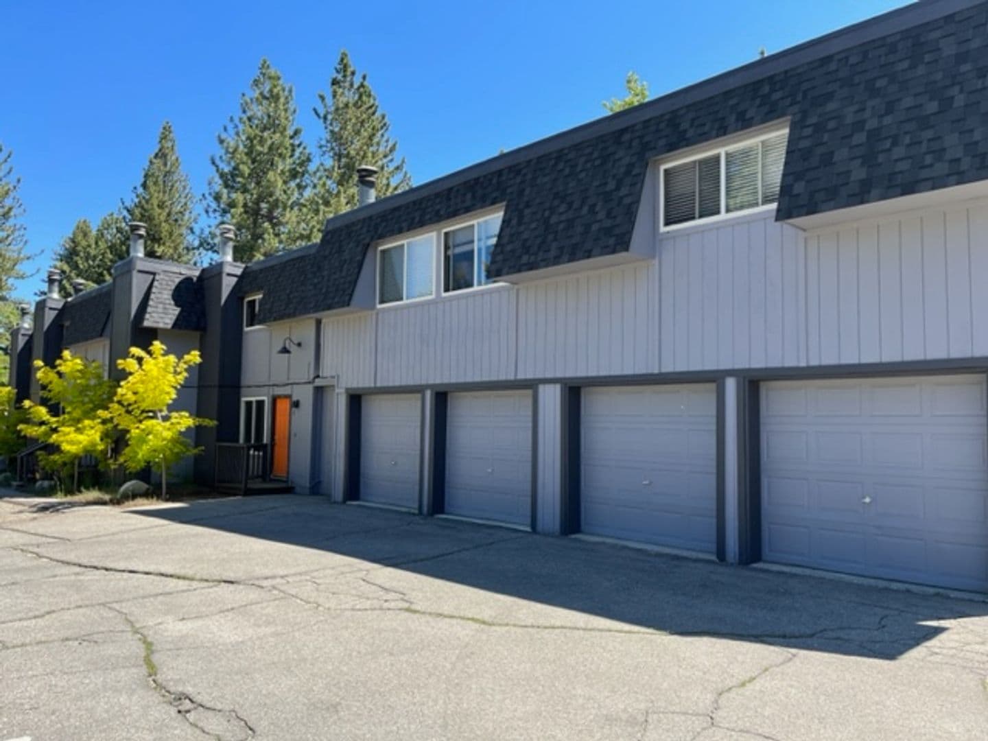 South Lake Tahoe Apartment: 737 San Jose