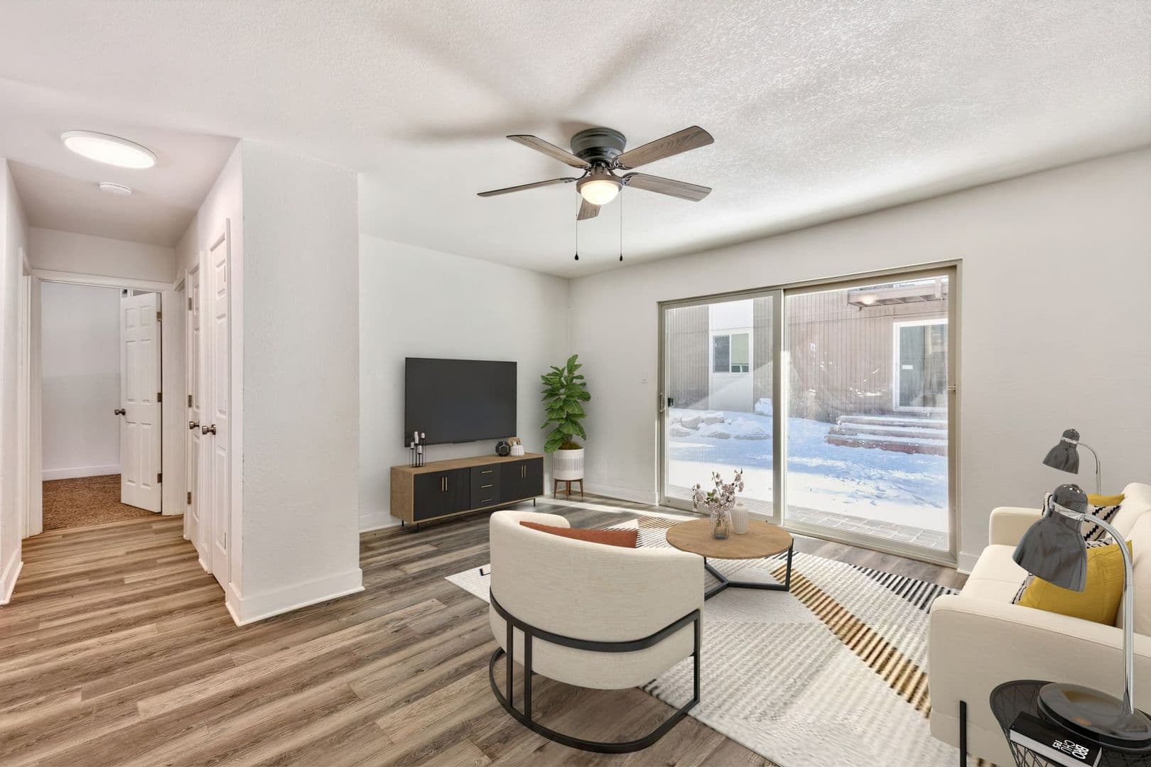 South Lake Tahoe Apartment: 3728 Primrose Ave & 1053 Moss Rd