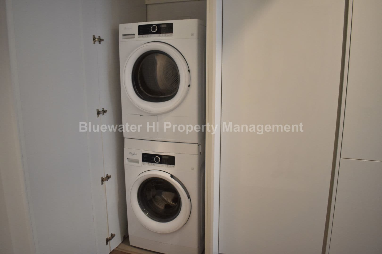 Honolulu Condo: 987 Queen St. #506
