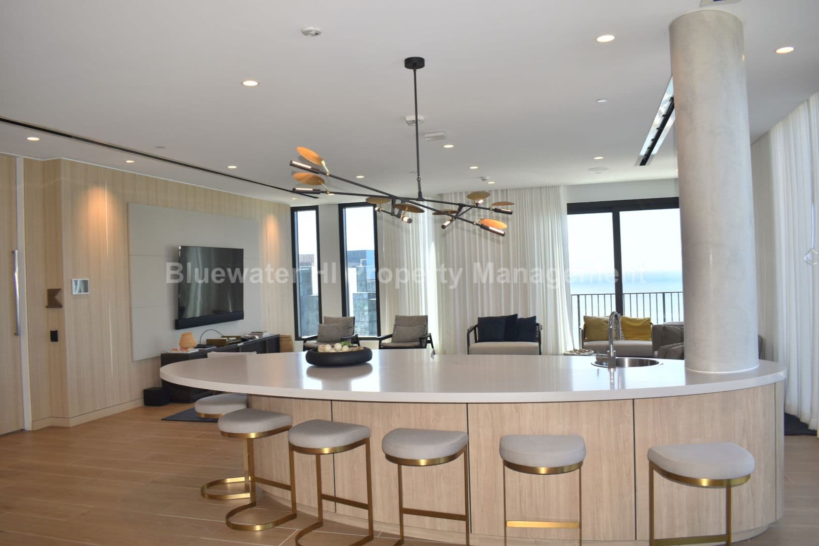 Honolulu Condo: 987 Queen St. #506
