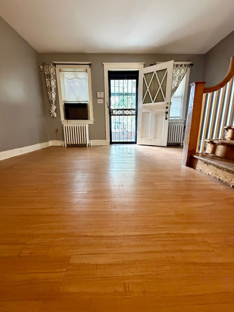 Philadelphia House: 7207 Sommers Rd