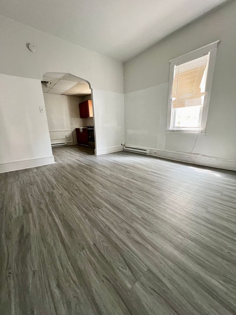 Philadelphia Apartment: 3140 N Broad St