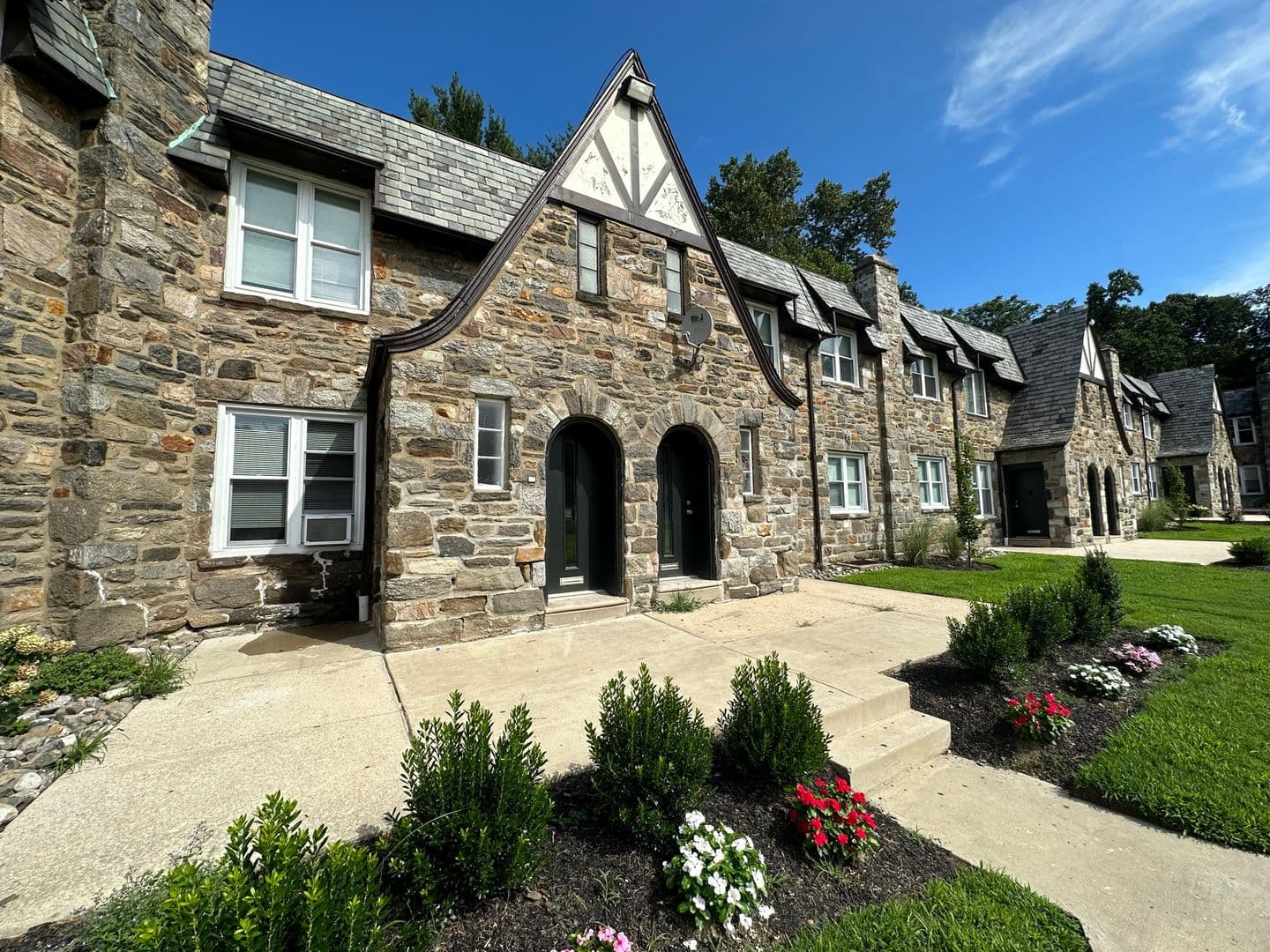Philadelphia Apartment: 4927 Wynnefield Ave