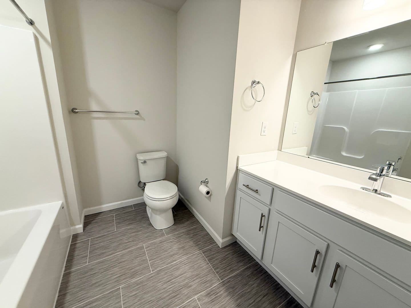 Norristown House: 230 Honey Ln