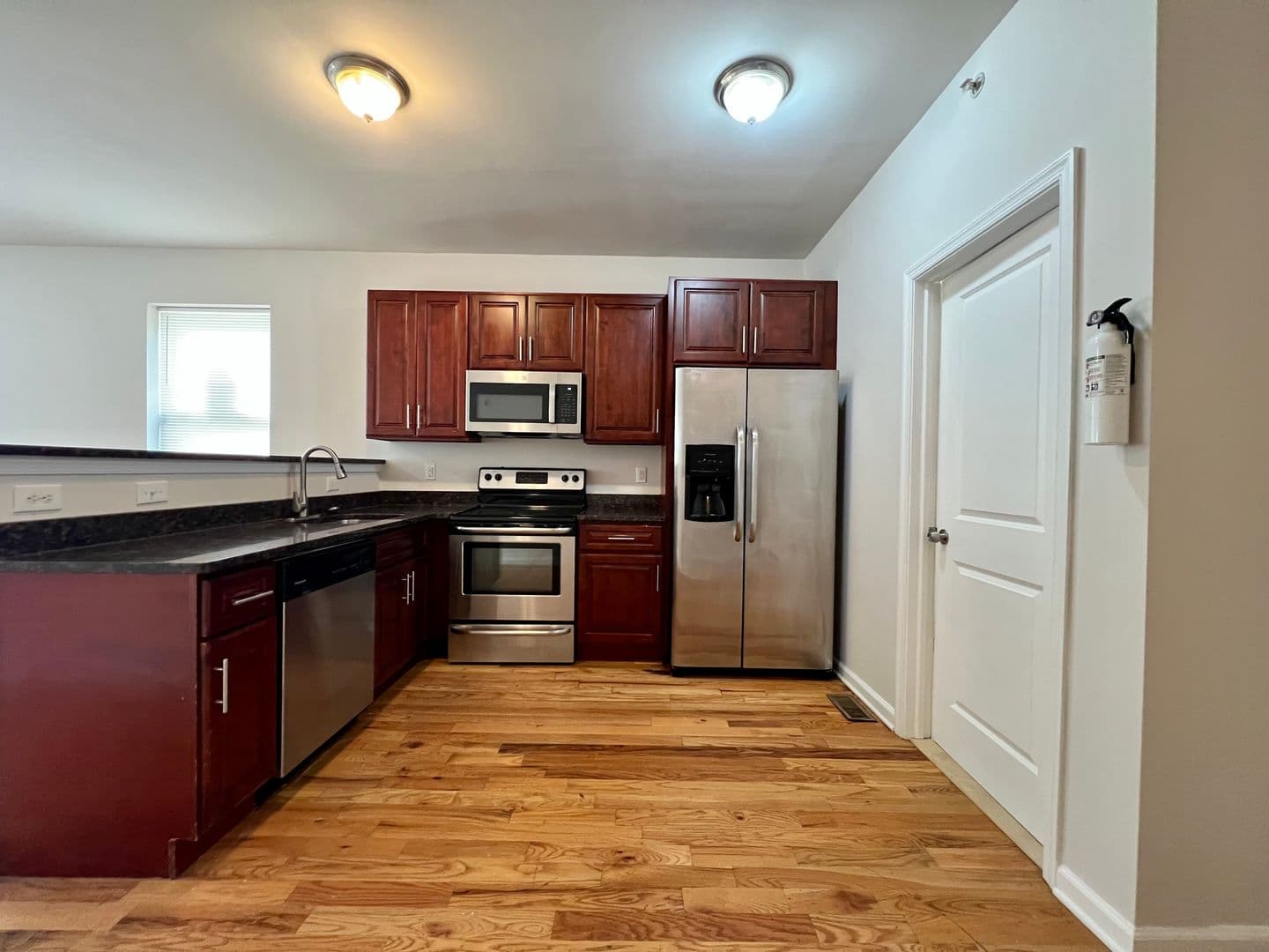 Philadelphia Apartment: 2106 N 17th St