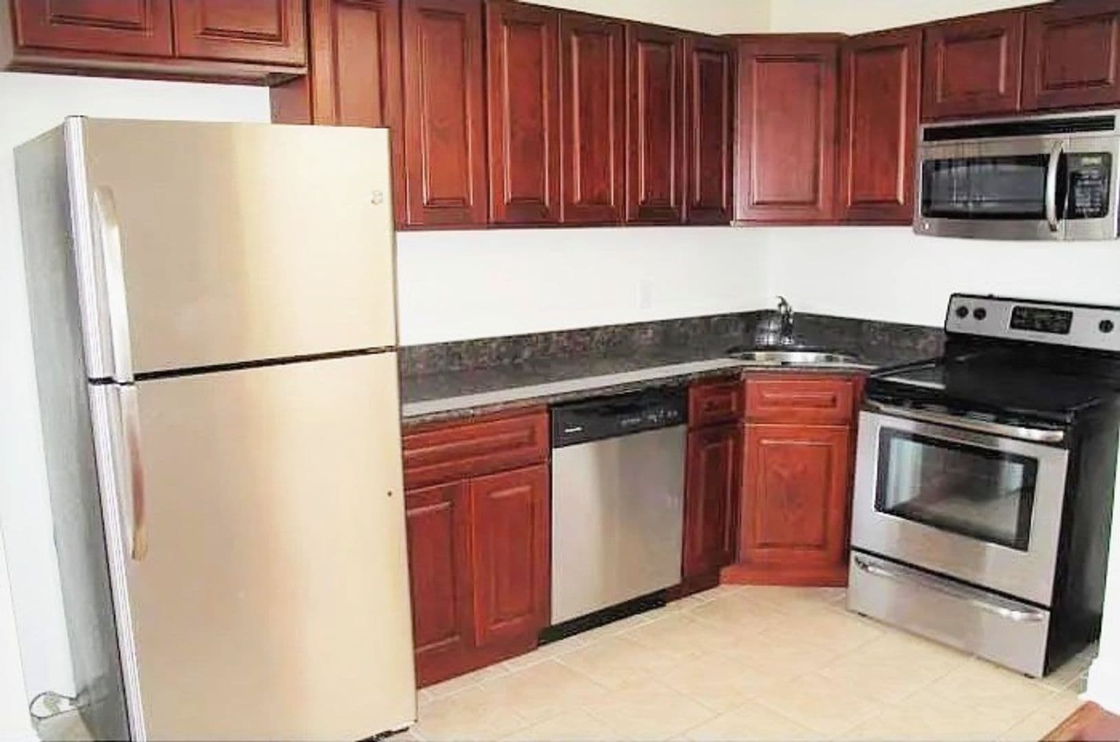 Philadelphia Apartment: 1920 N 18th St