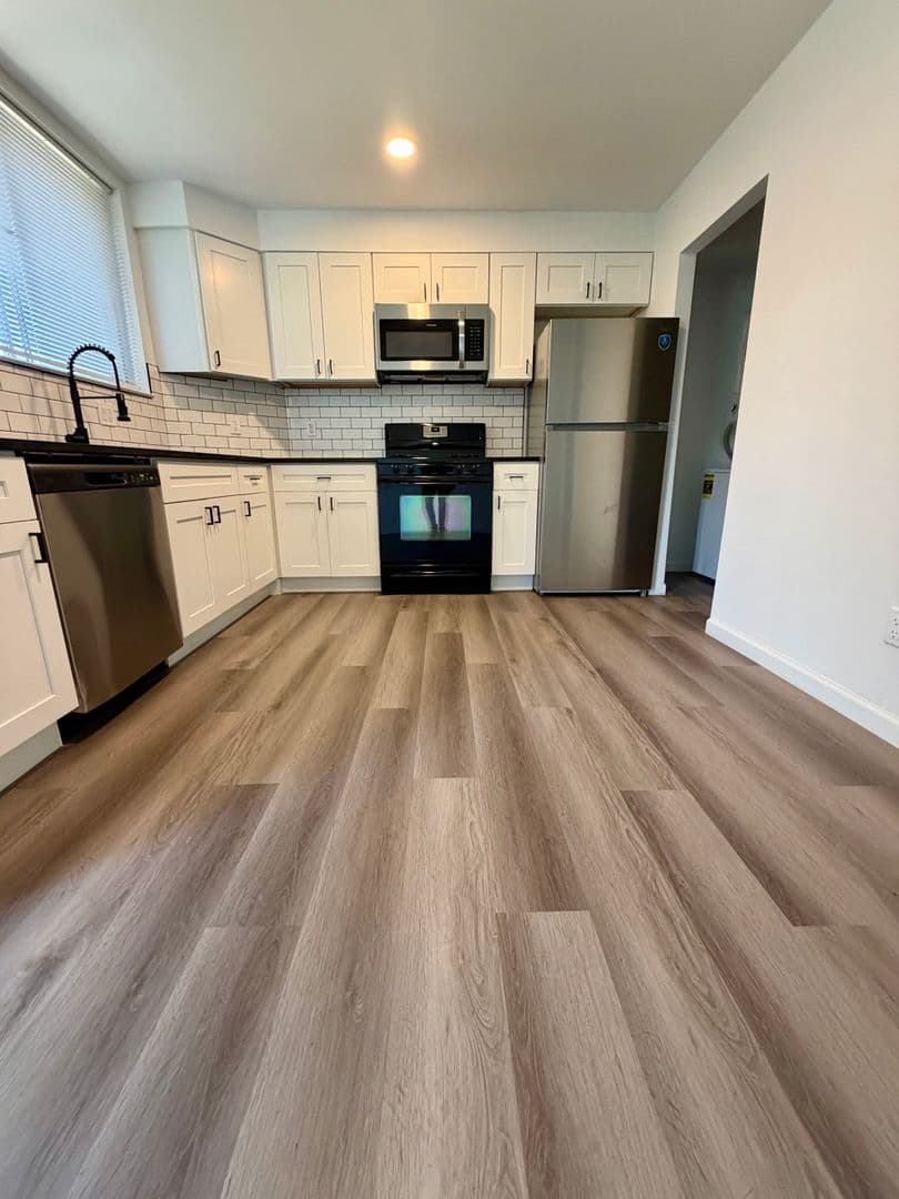 Philadelphia House: 1414 N 11th St