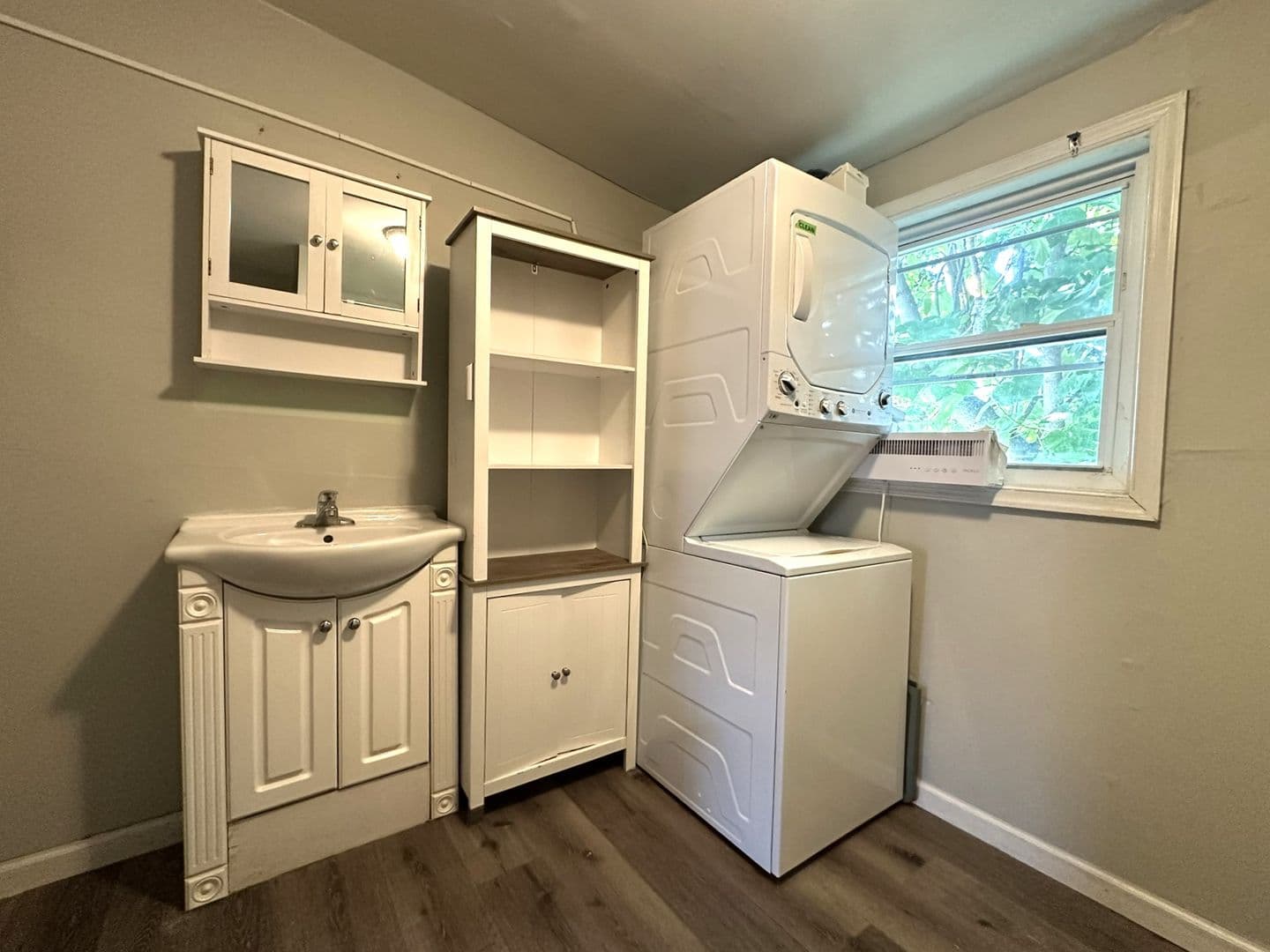 Philadelphia Townhome: 1926 McClellan St