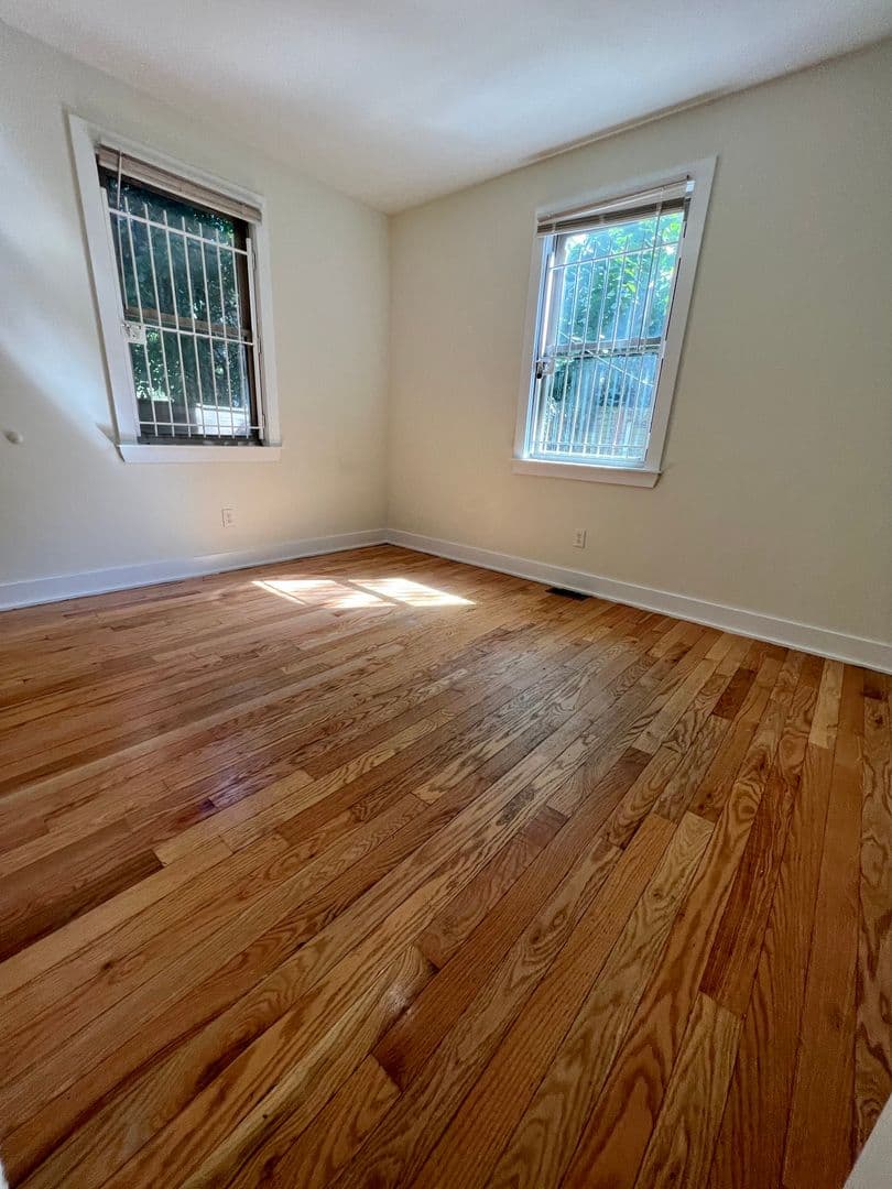 Philadelphia Apartment: 1921 N Gratz St