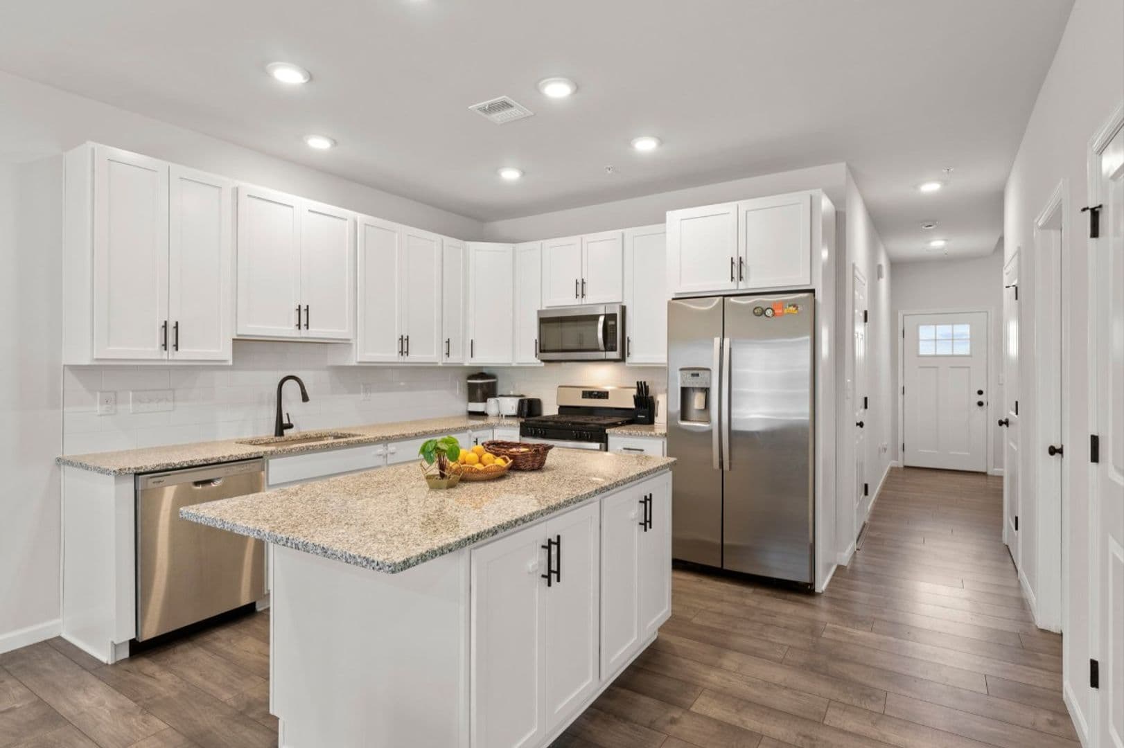 Norristown House: 230 Honey Ln