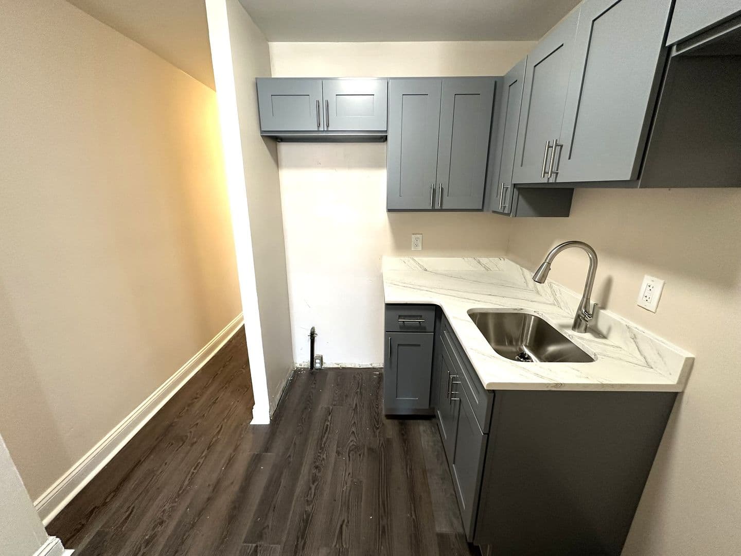 Philadelphia Apartment: 3037 Frankford Ave