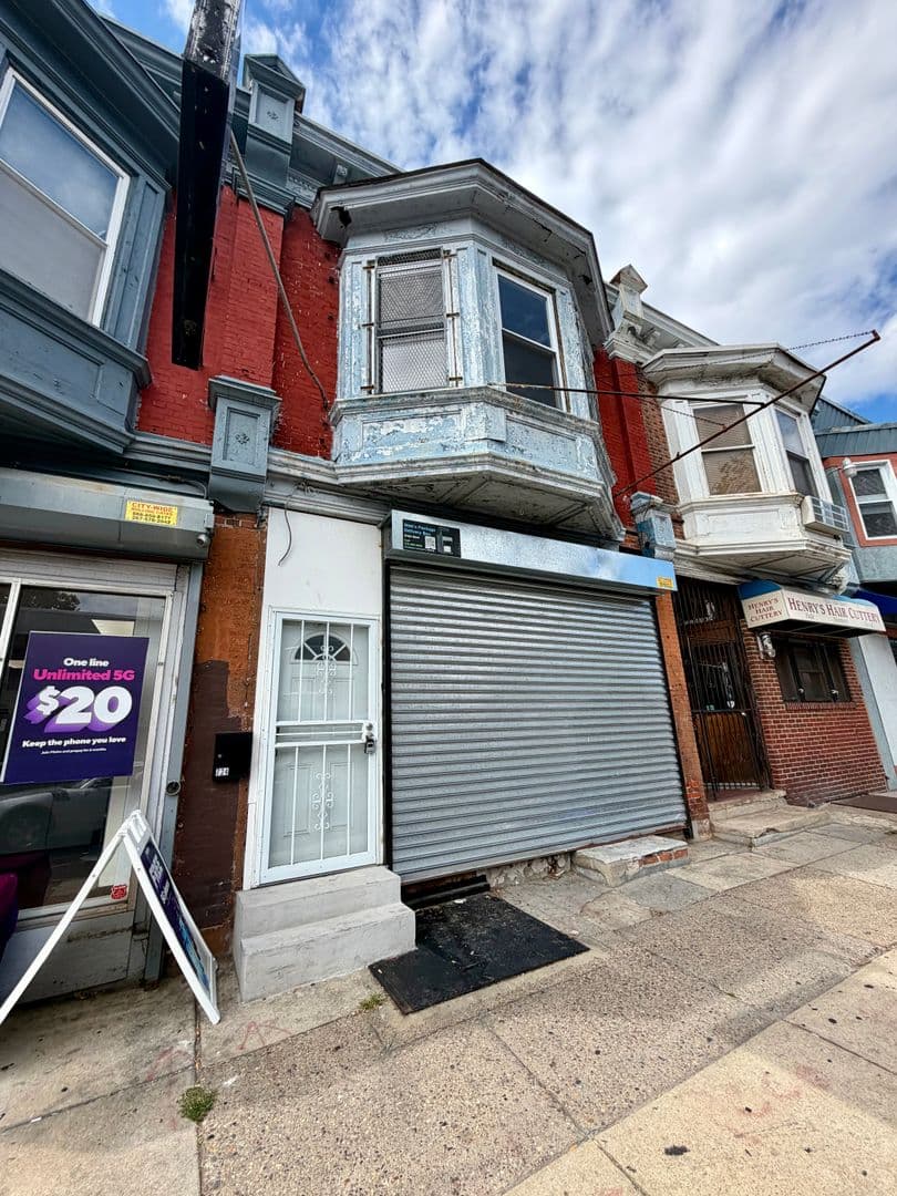 Philadelphia Apartment: 724 S 52nd St