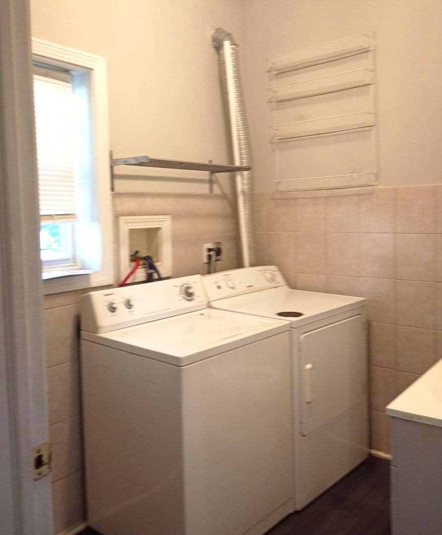 Philadelphia Apartment: 2213 N Camac St