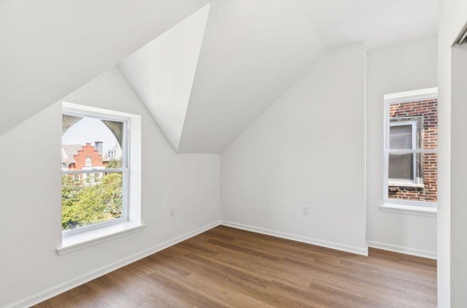 Philadelphia Apartment: 7 N 50th St