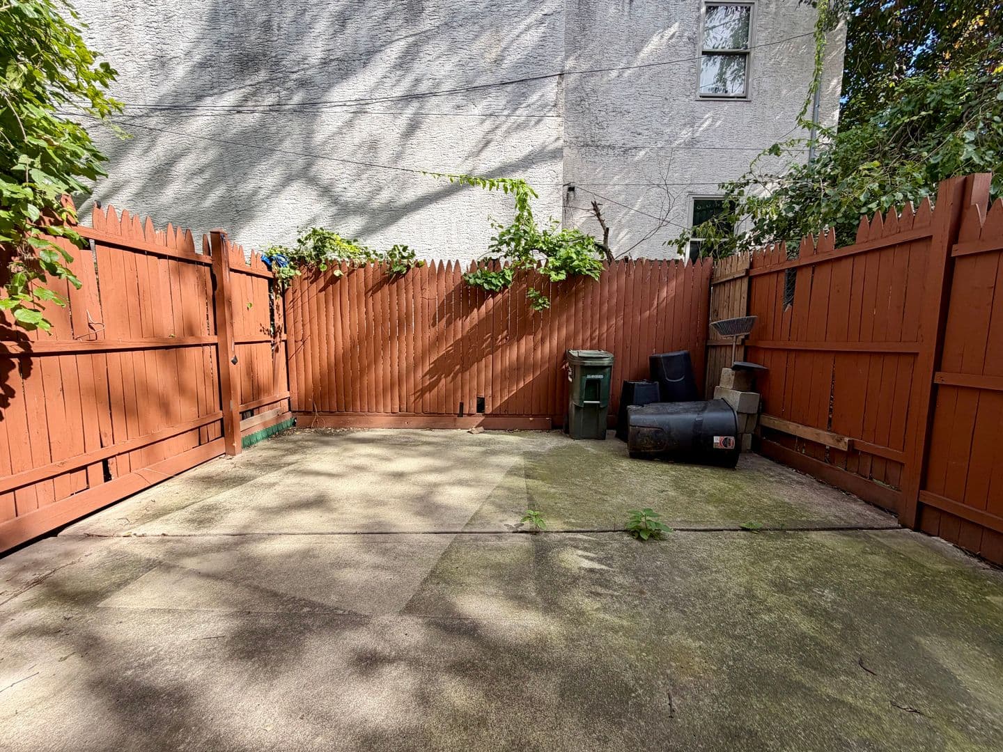 Philadelphia Apartment: 2025 N 18th St