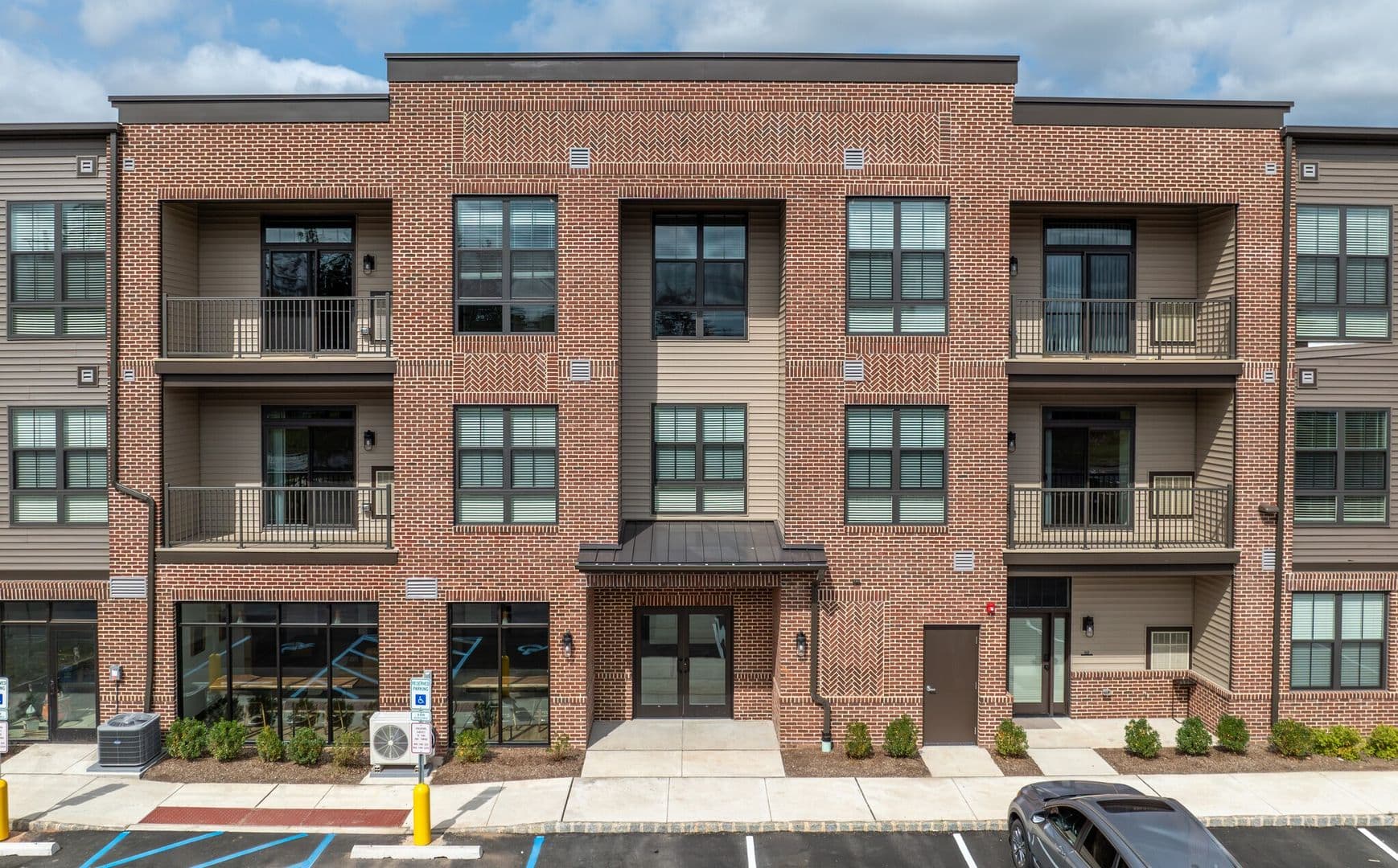 Chalfont Apartment: 409 W Butler Ave