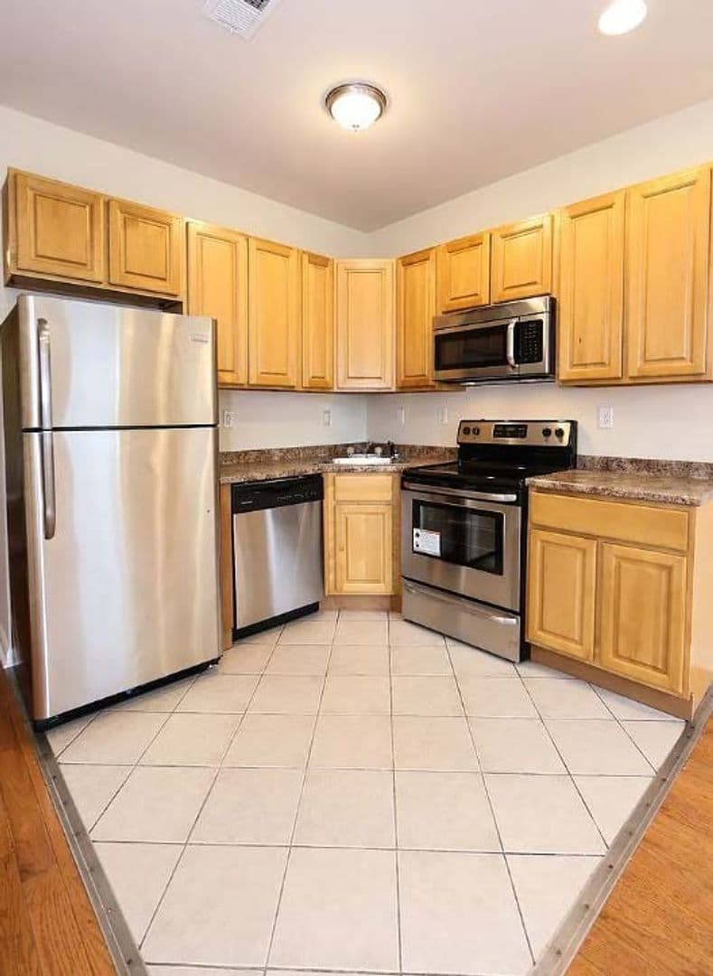 Philadelphia Condo: 1724 N Gratz St - Unit C