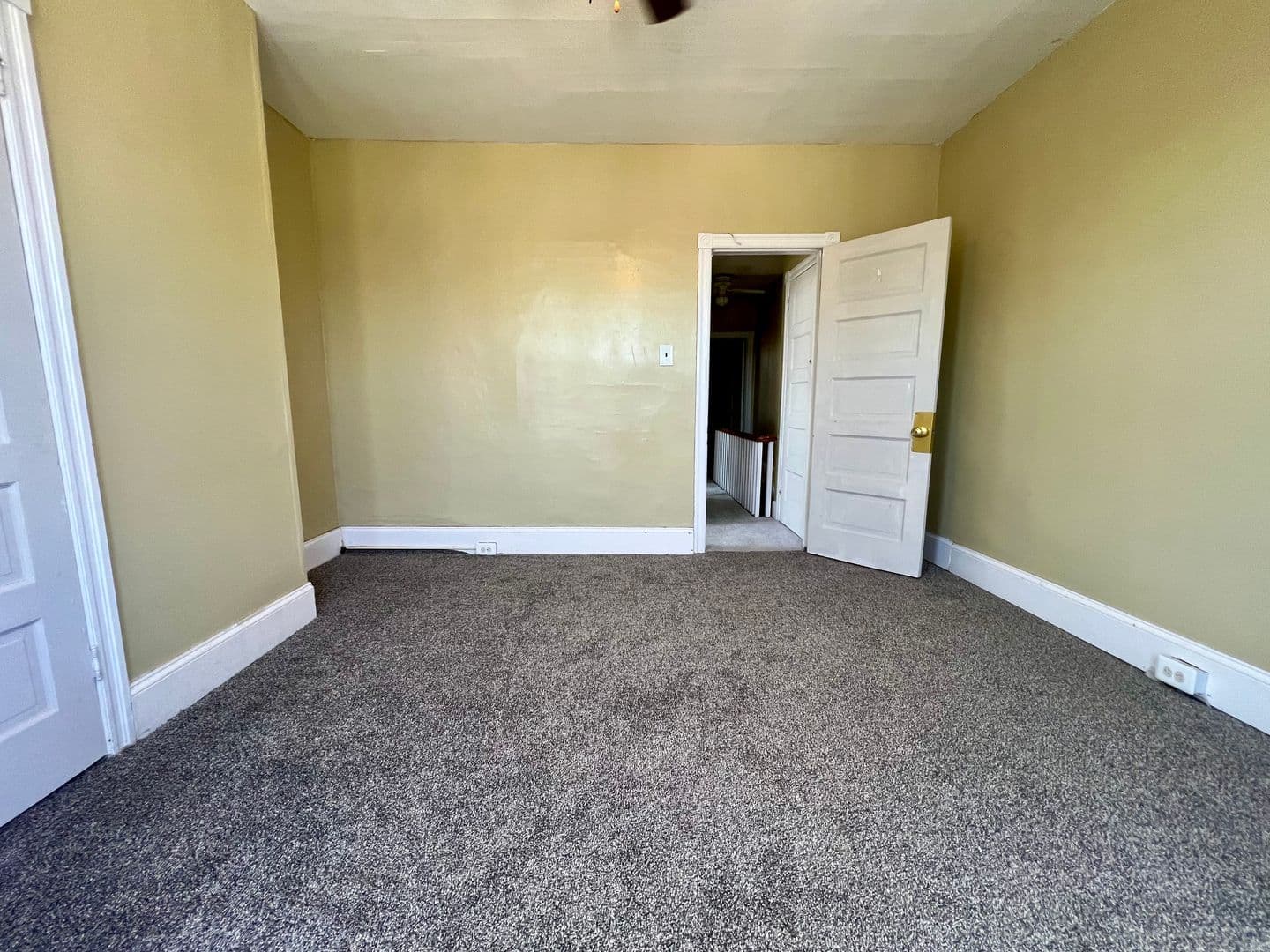 Philadelphia Townhome: 1500 N Frazier St