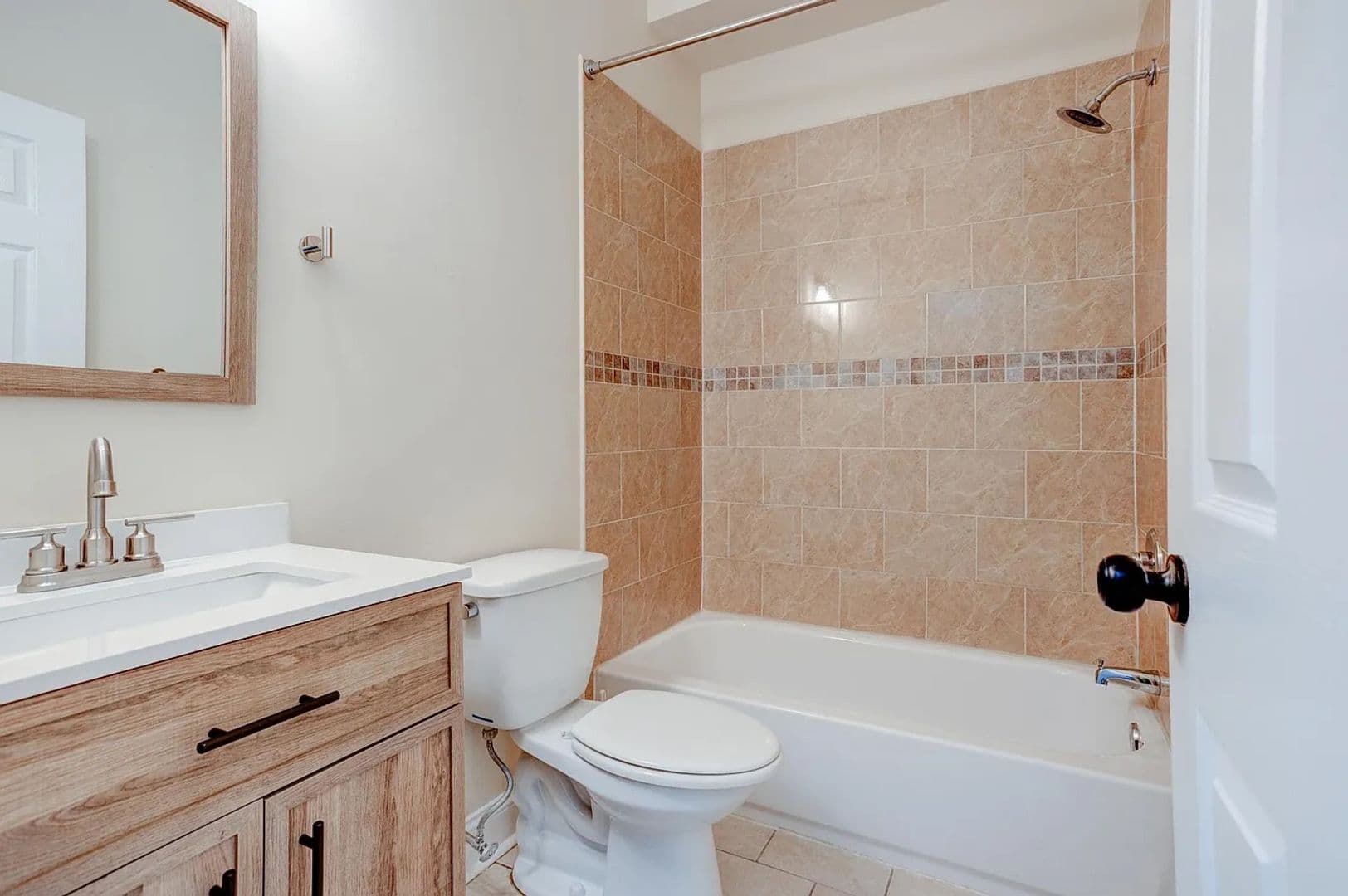 Philadelphia Apartment: 1315 N 19th St
