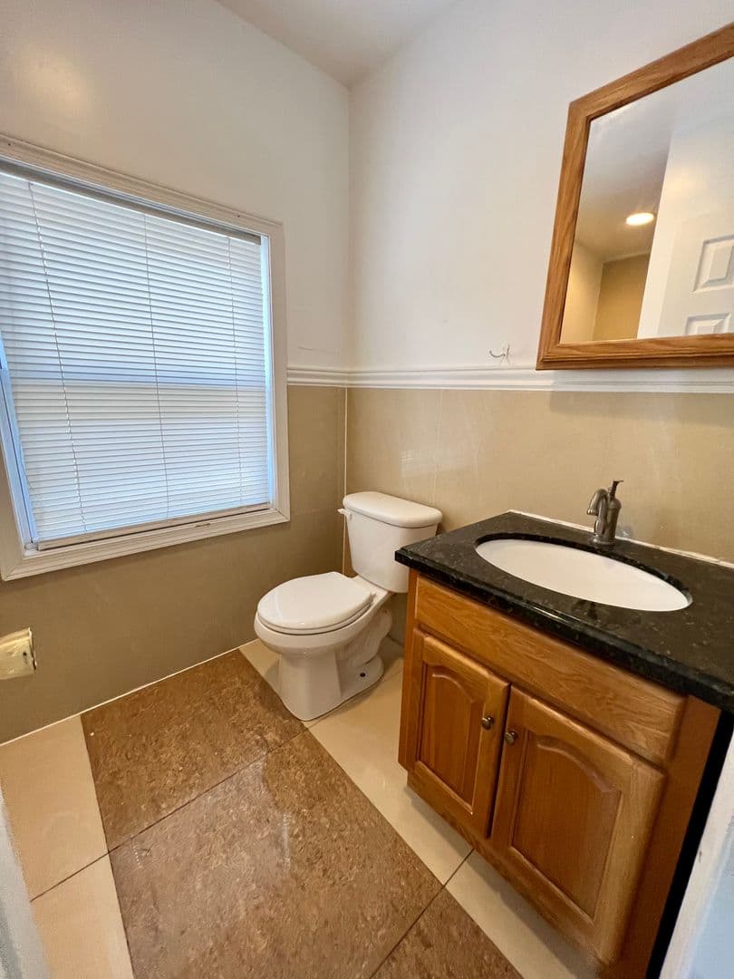 Philadelphia Townhome: 412 N 32nd St